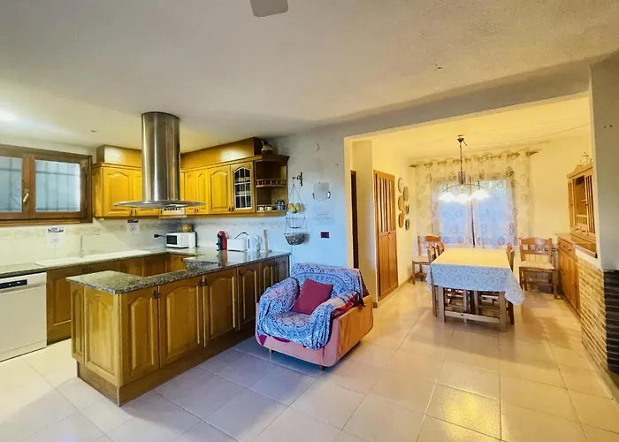 Casa Gran בית נופש קלנג'ה